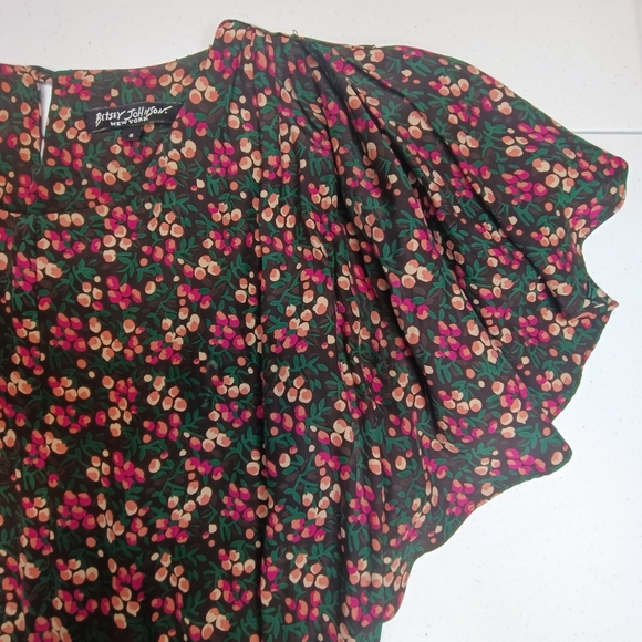 Vintage Betsey Johnson 40s Style Floral Silk Flutter Sleeve Dress Vintage Size 6 - Picture 5 of 12